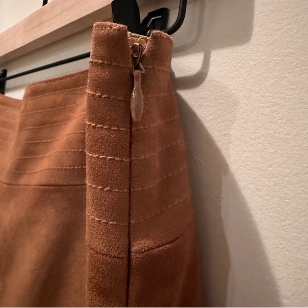 New!! BCBG Tan Maxi Pencil Skirt for Casual Work - Picture 6 of 9